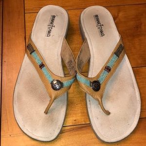 Minnetonka Thong Sandals sz 11